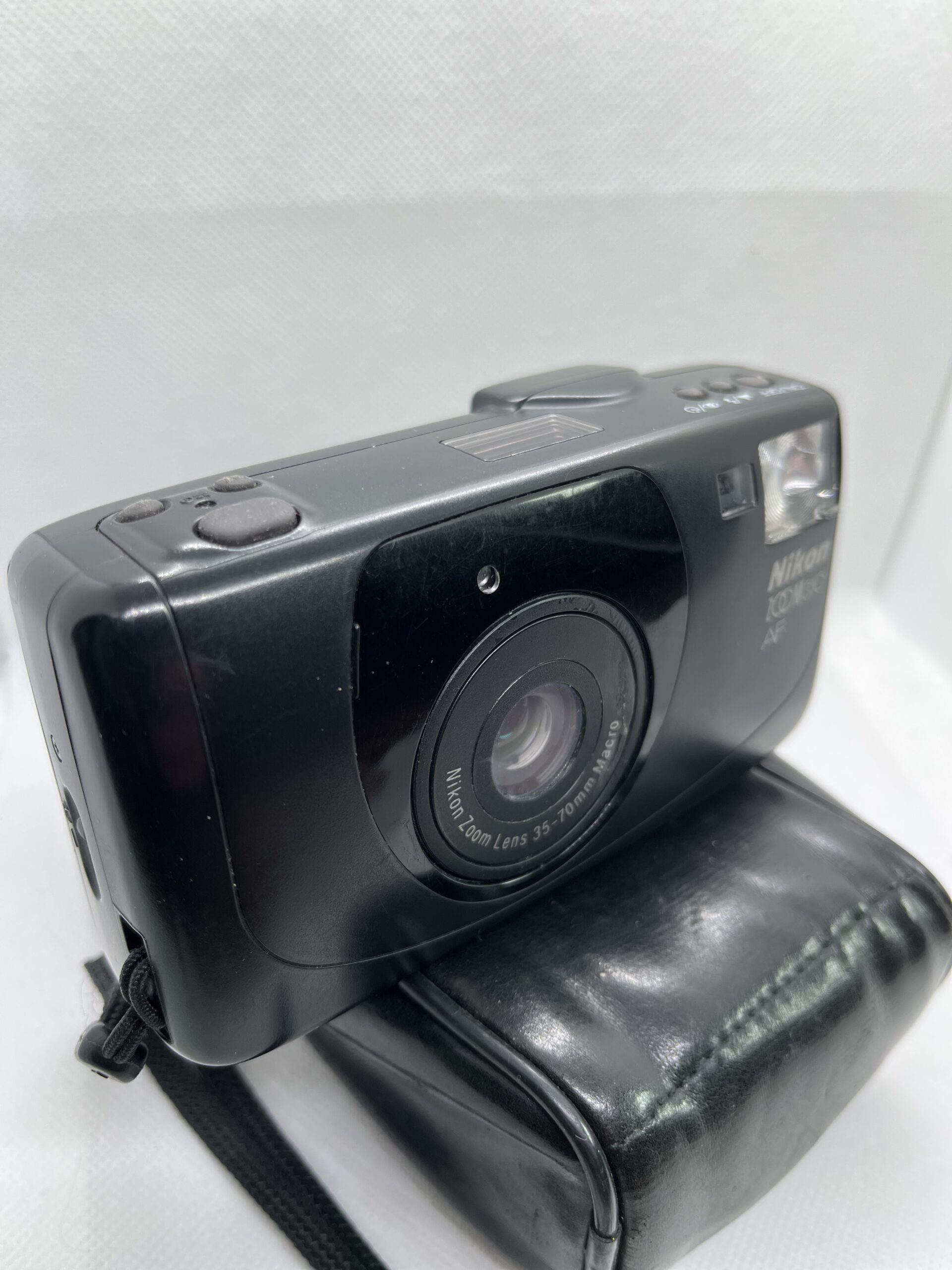 Nikon Zoom m310 AF - obrazek 3
